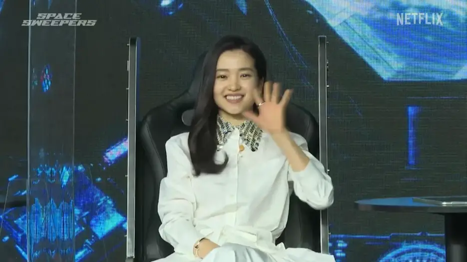 Kim Tae-ri durante la conferencia de prensa de Space Sweepers