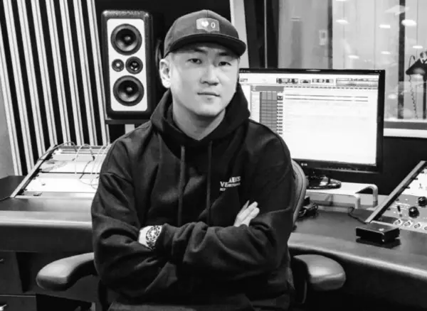 El productor Ryan S Jhun se disculpa despues de ser