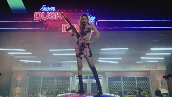 Review You Cant Sit With Us de Sunmi intenta hacer